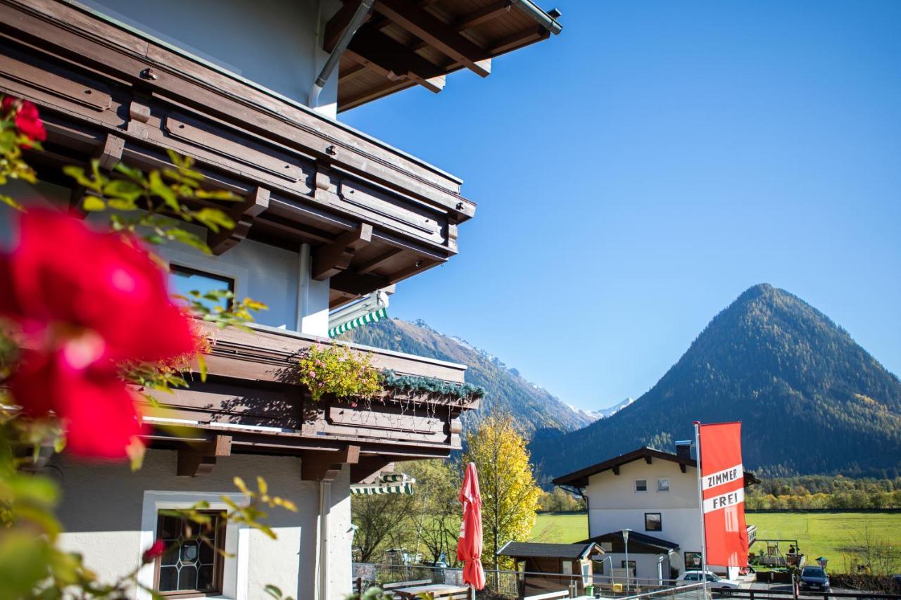 Gästehaus Waldrose Neukirchen am Großvenediger Exterior foto