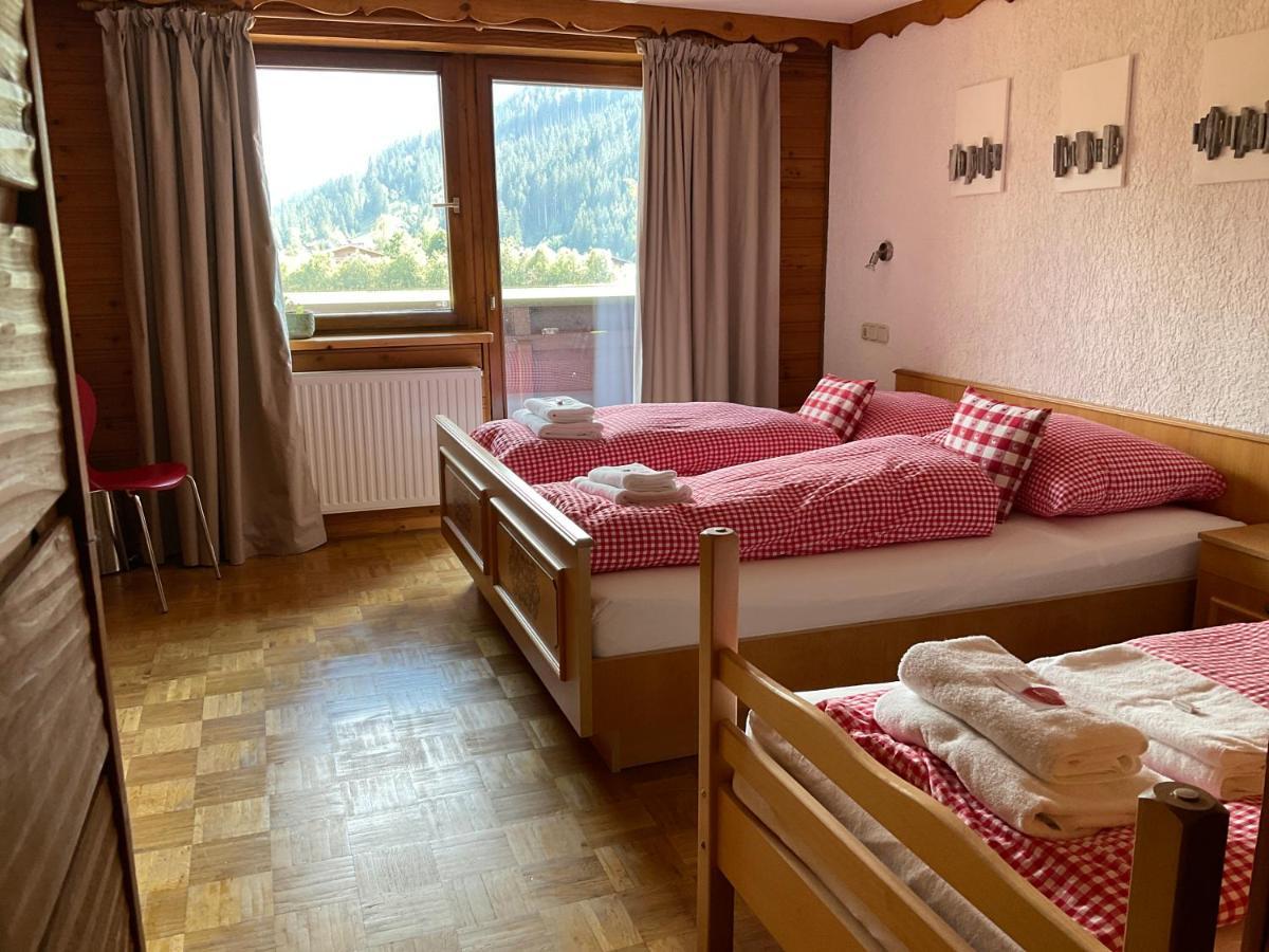 Gästehaus Waldrose Neukirchen am Großvenediger Exterior foto
